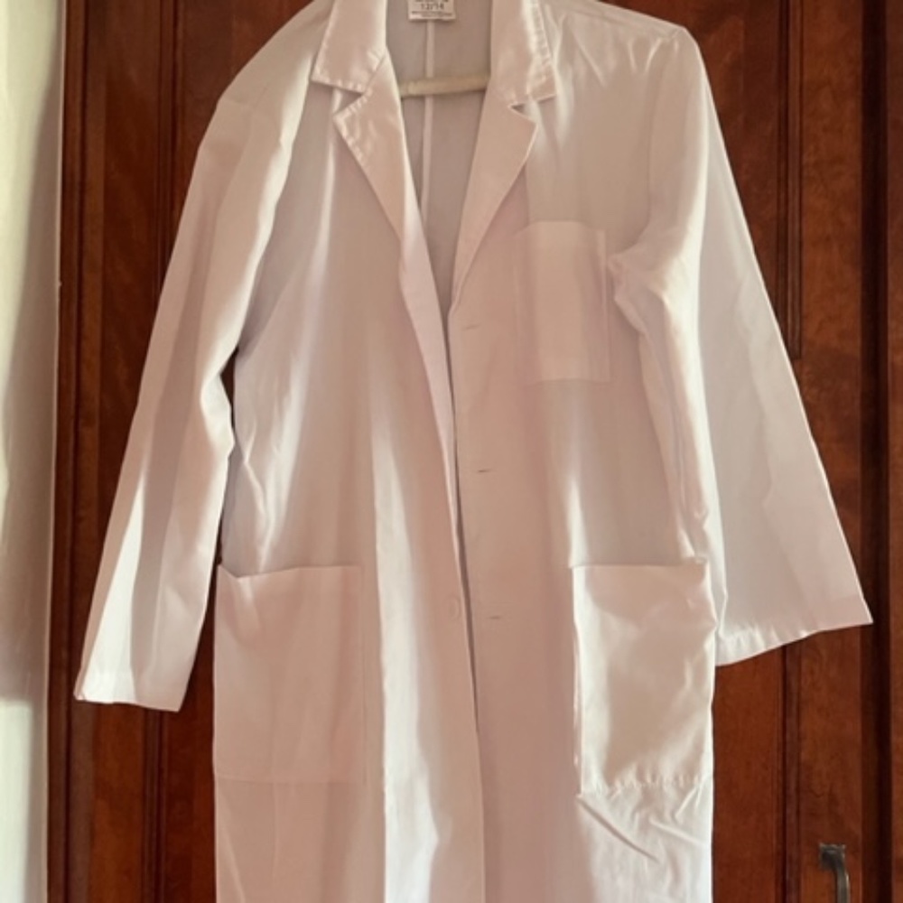 Lab coat size 12-14 for Halloween or dress-up